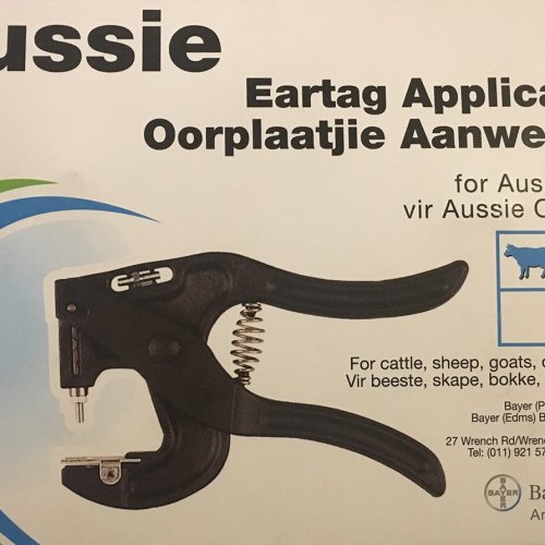 EarTraX has been designed to be fitted to the Aussie Range of cattle ear tags. As a result, when you purchase EarTraX, then you will have to purchase at least one Aussie Eartag Applicator.